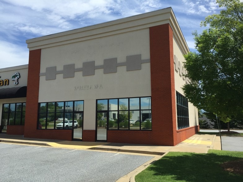 More Photos Of 4015 Veterans Ct, Columbus General Retail For Lease