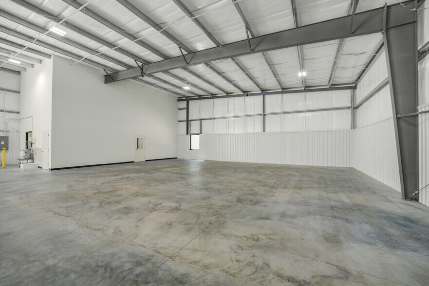 More Photos Of 1800 Meadow Edge Ln, Spring Unknown For Lease