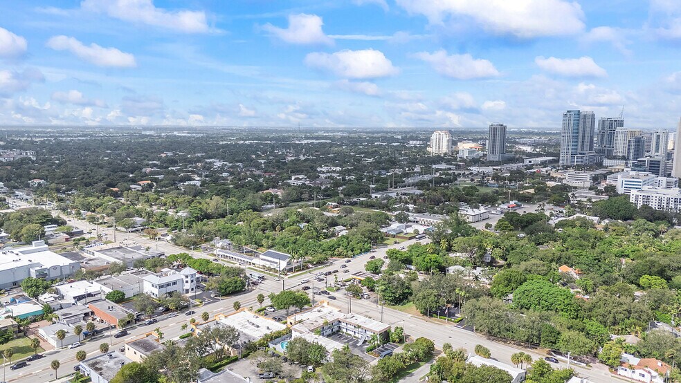 More Photos Of 50 SE 12th St, Fort Lauderdale Apartments For Sale