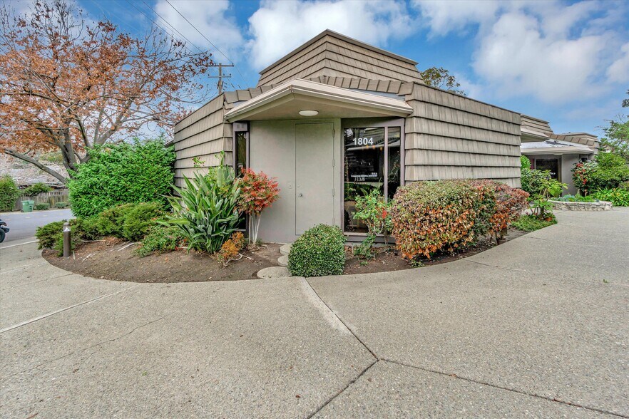 More Photos Of 1804 San Miguel Dr, Walnut Creek Medical For Lease