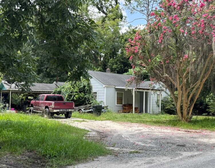 More Photos Of 1480 Park Ave, Waycross Apartments For Sale