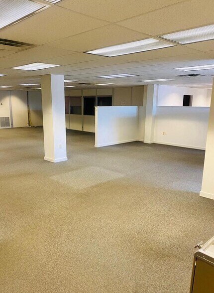 More Photos Of 315-329 E 2nd St, Boyertown Flex For Sale