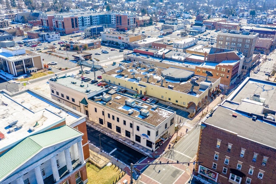 More Photos Of 90 N Main St, Harrisonburg Office For Sale