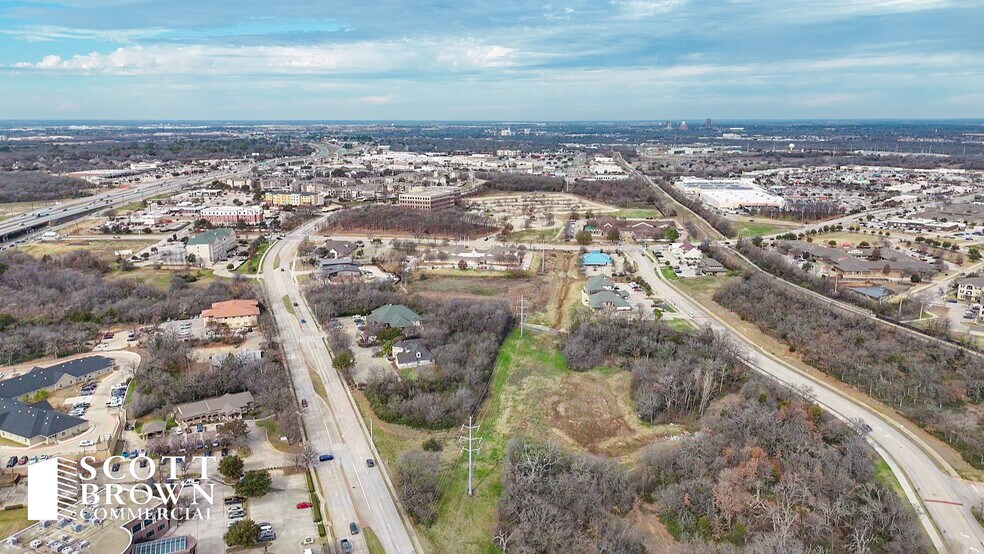 More Photos Of 3303 Colorado Blvd, Denton Medical For Lease