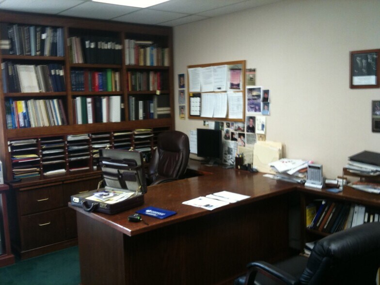 More Photos Of 410 E Southern Ave, Tempe Medical For Lease