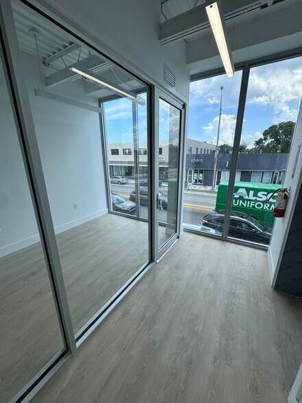 More Photos Of 645 NE 125th St, North Miami Loft Creative Space For Lease
