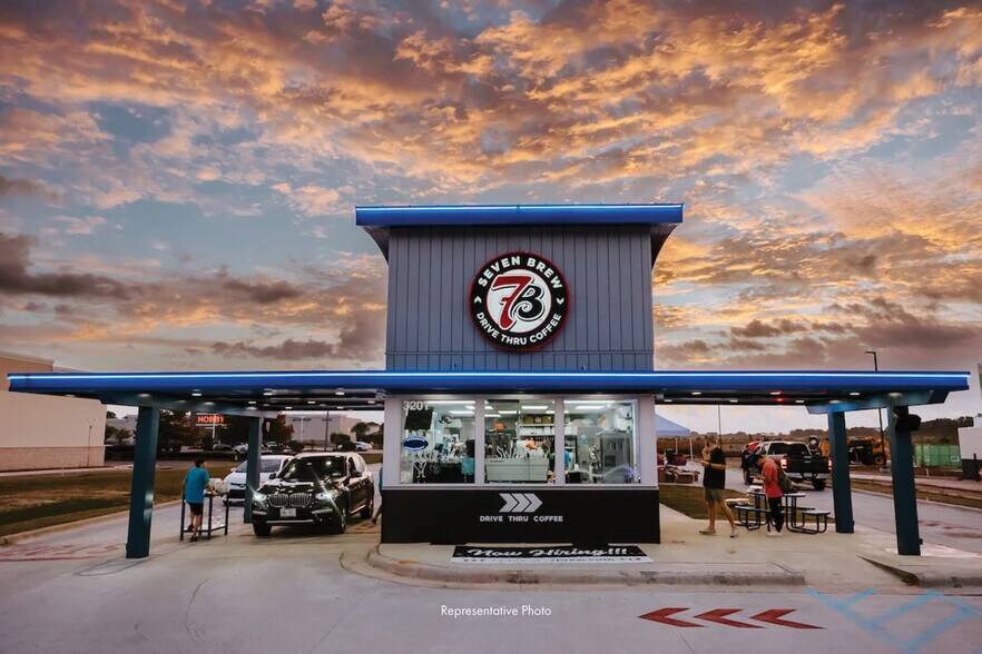 Primary Photo Of 5355 Murfreesboro Rd, La Vergne General Retail For Sale