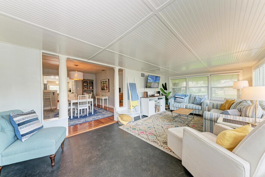 More Photos Of 1533 1st Avenue Dr W, Bradenton Multifamily For Sale