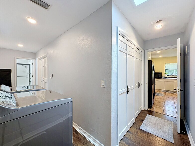 More Photos Of 26311 Willow St, Brooksville Specialty For Sale