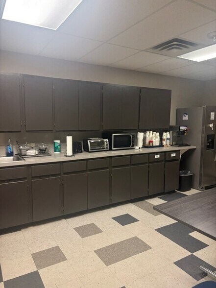 More Photos Of 1-7 N Broadway, Edmond Office For Sale