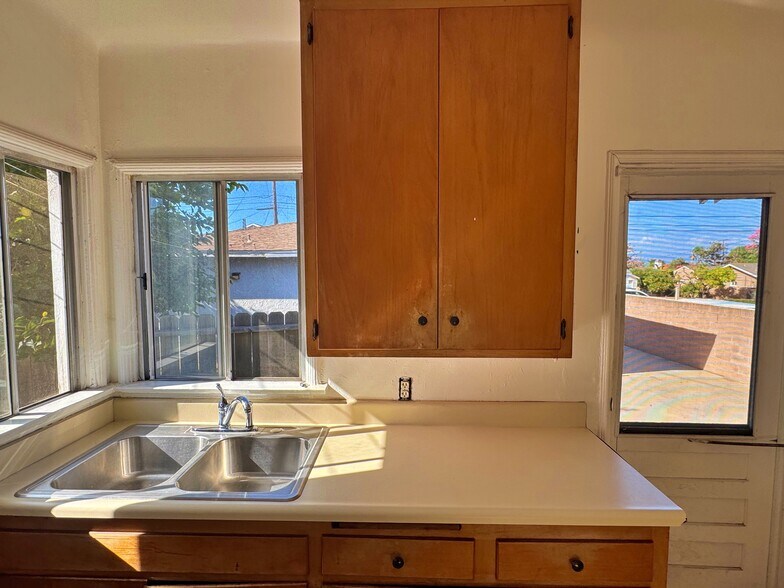 More Photos Of 1852 260th St, Lomita Apartments For Sale