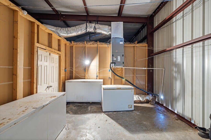 More Photos Of 9830 E US Highway 80, Terrell Industrial For Sale