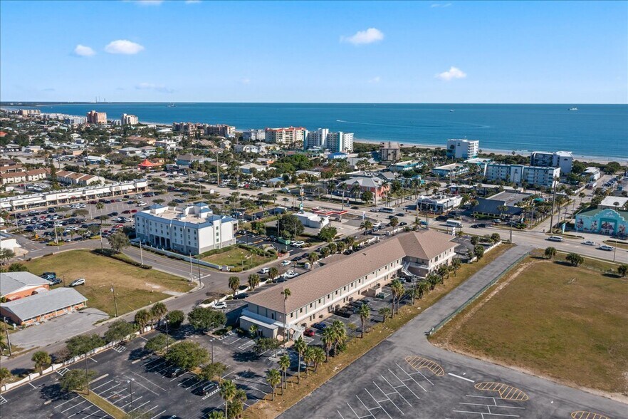 More Photos Of 5505 N Atlantic Ave, Cocoa Beach Office Residential For Sale
