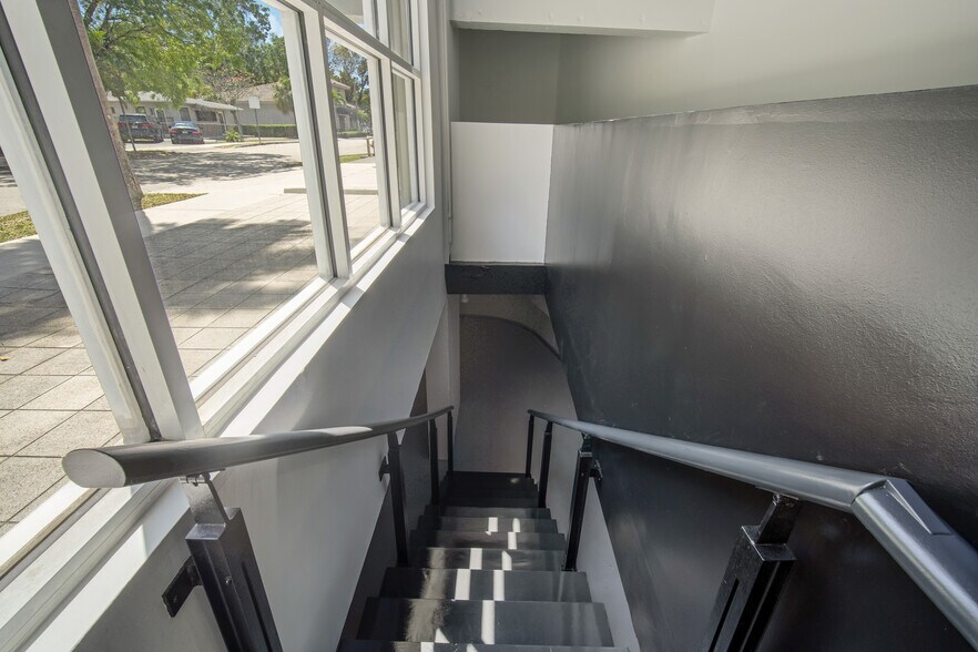 More Photos Of 2424 S Dixie Hwy, Coconut Grove Loft Creative Space For Sale