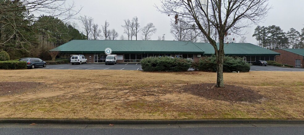 More Photos Of 1015 Union Center Dr, Alpharetta Flex For Lease
