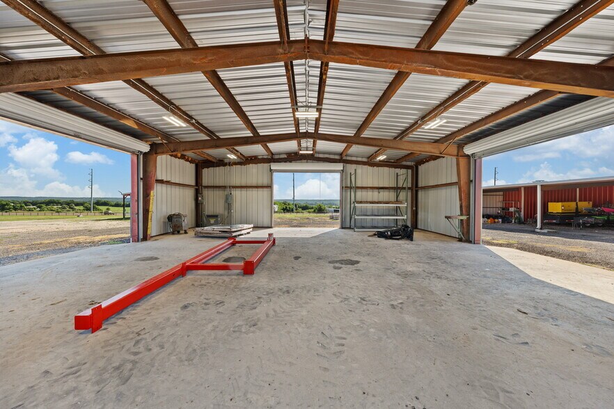 More Photos Of 4159 Highway 6, Clifton Showroom For Sale