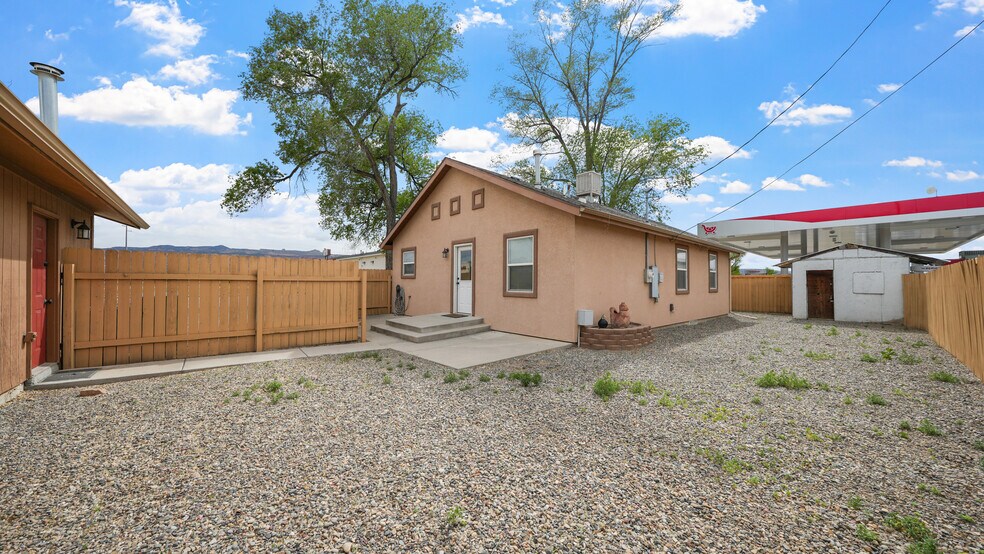 More Photos Of 421 Aspen Ave, Fruita Storefront Retail Residential For Sale