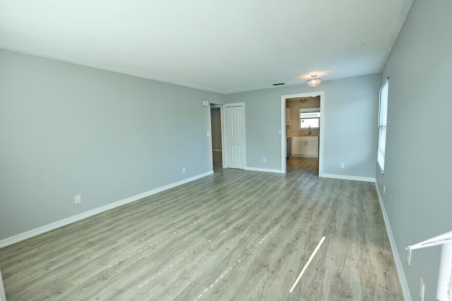 More Photos Of 4648 Golden Gate Pky, Naples Apartments For Sale