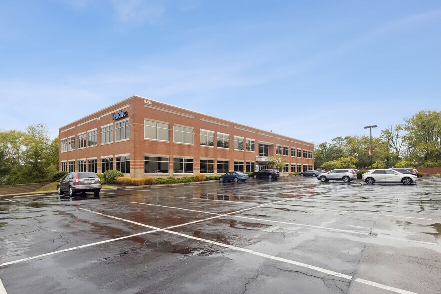 More Photos Of 9395 Kenwood Rd, Blue Ash Medical For Lease