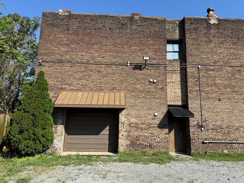 More Photos Of 100 41st St S, Birmingham Loft Creative Space For Sale