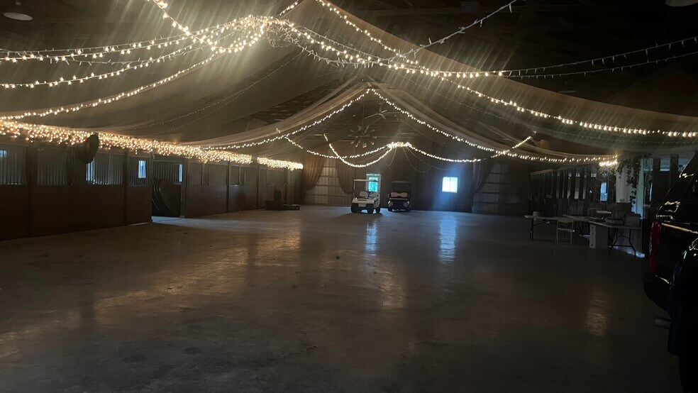 More Photos Of 1504 Smith Township State Rd, Burgettstown Flex For Lease