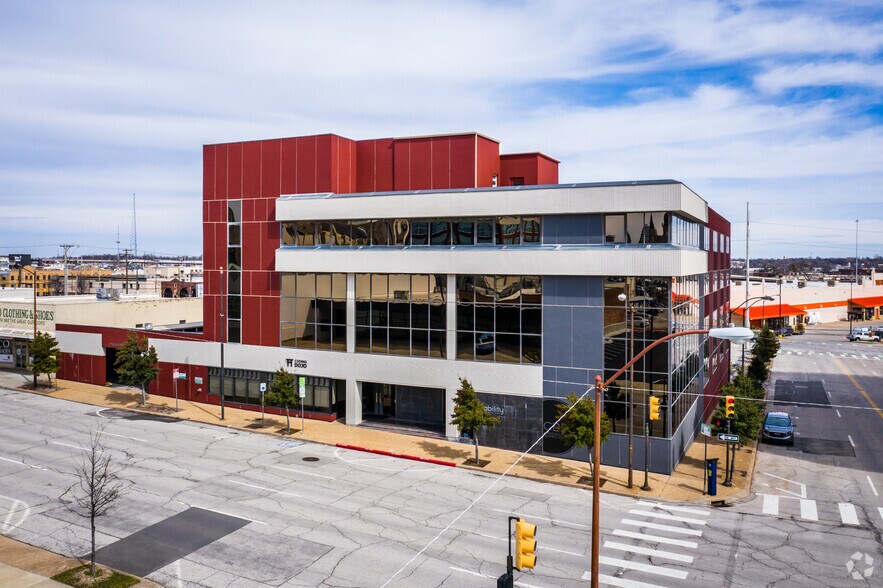 Primary Photo Of 823 S Detroit Ave, Tulsa Office For Sale