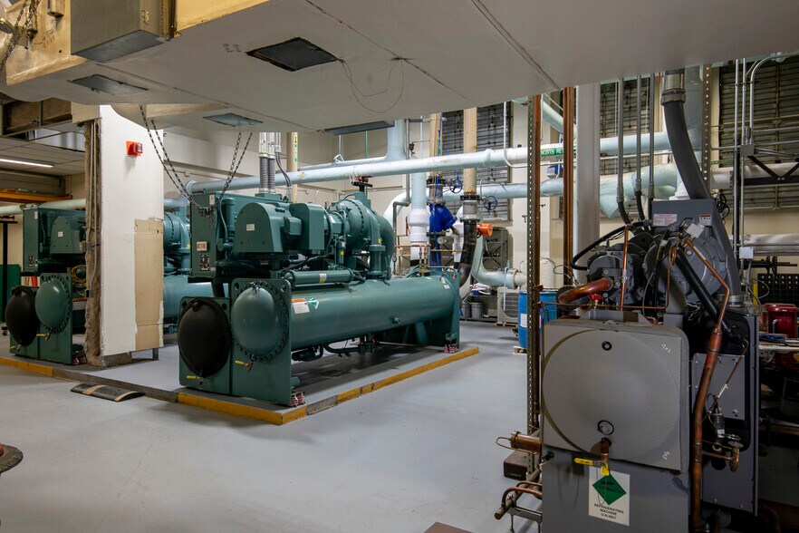 More Photos Of 333 Glen St, Glens Falls Office For Lease