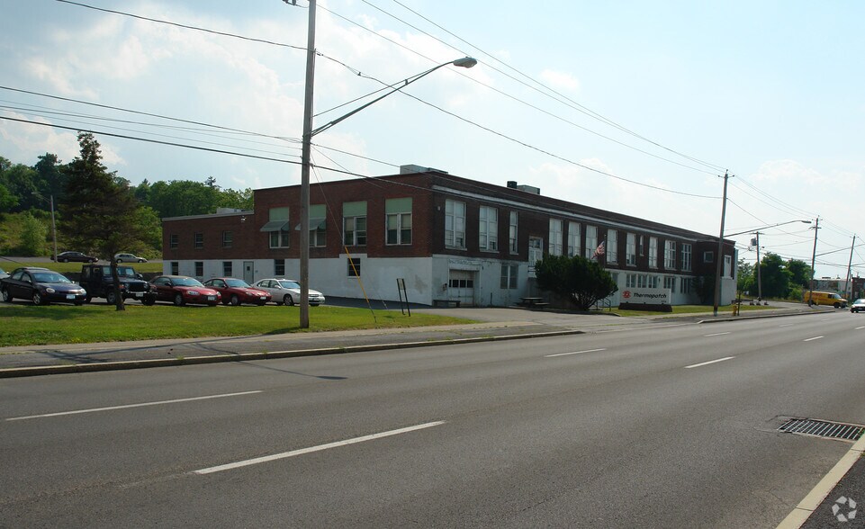 Primary Photo Of 2204-2230 Erie Blvd, Syracuse Manufacturing For Sale
