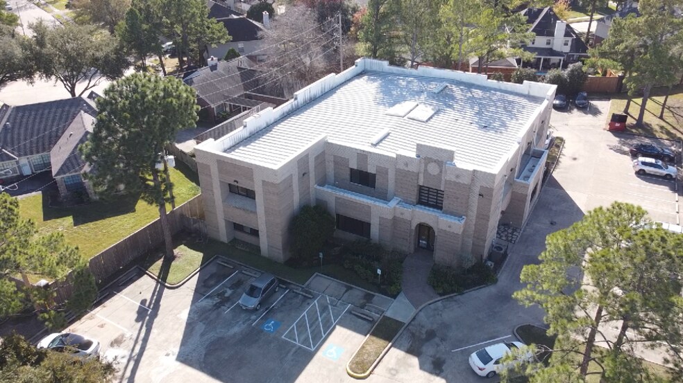 More Photos Of 535 E Fernhurst Dr, Katy Office For Sale
