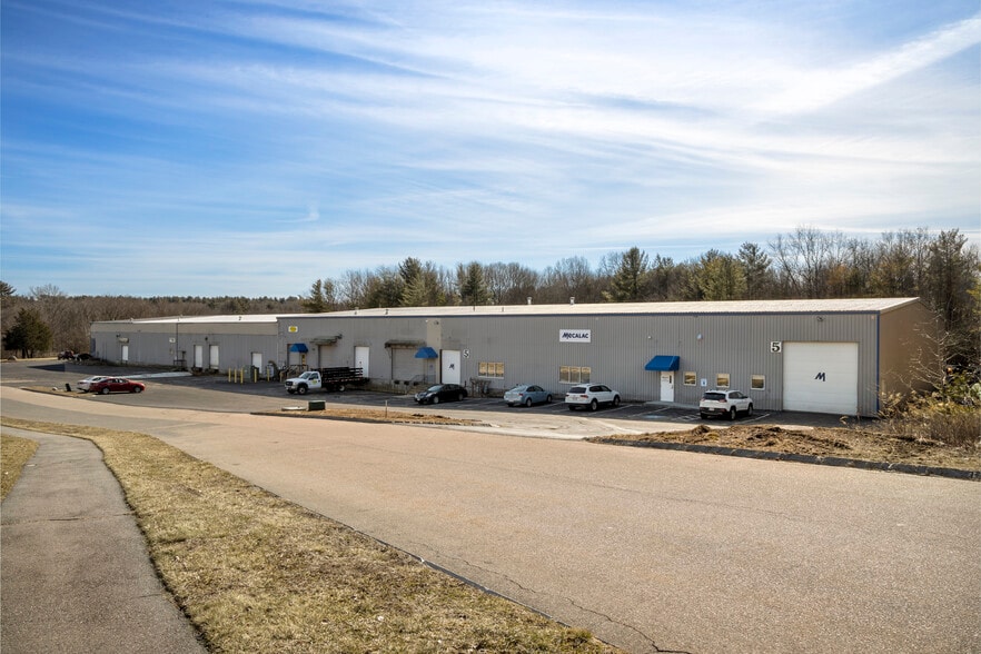 More Photos Of 282 Dedham St, Norfolk Warehouse For Lease