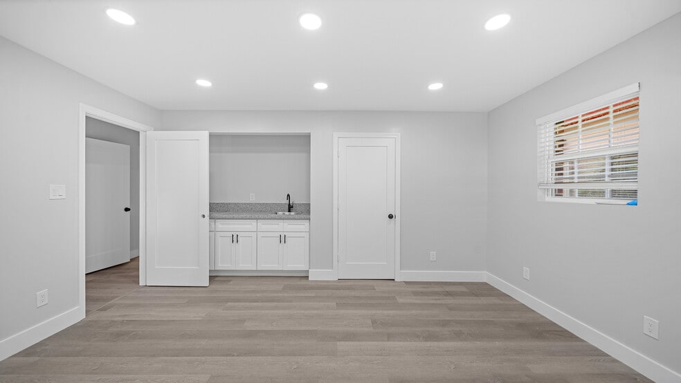 More Photos Of 2209 Highway 3, Dickinson Office Residential For Sale