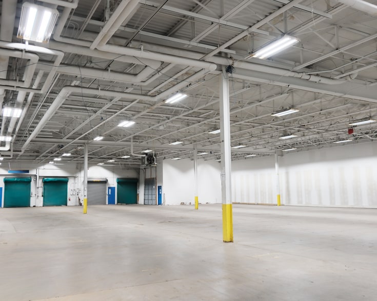 More Photos Of 460 Buffalo Rd, Rochester Warehouse For Lease