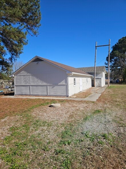 More Photos Of 190 Church Circle Ln, Bunnlevel Auto Salvage Facility For Sale