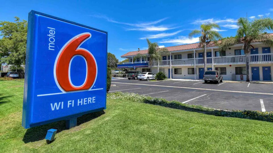 More Photos Of 2470 S Garey Ave, Pomona Hotel For Sale