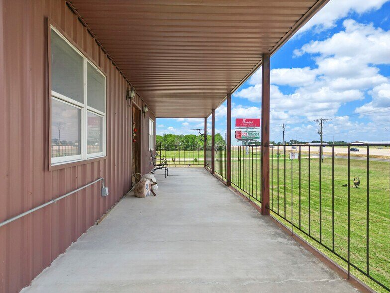 More Photos Of 5608 S Interstate Highway 45 W, Corsicana Land For Sale