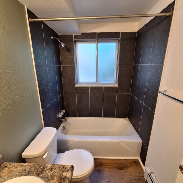 More Photos Of 1065 Magnolia St, Colorado Springs Apartments For Sale