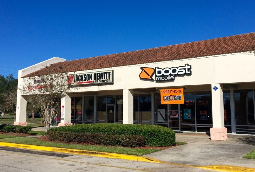 More Photos Of 2033-2161 Americana Blvd, Orlando Unknown For Lease