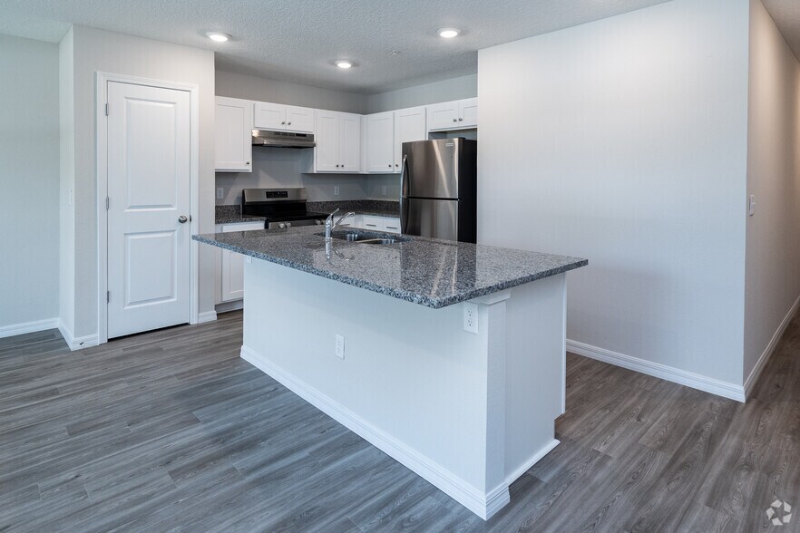 More Photos Of 9612 Hood Rd, Jacksonville Apartments For Sale