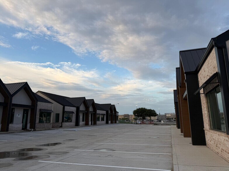 More Photos Of 5251 Katy Mills Cir, Katy Medical For Lease