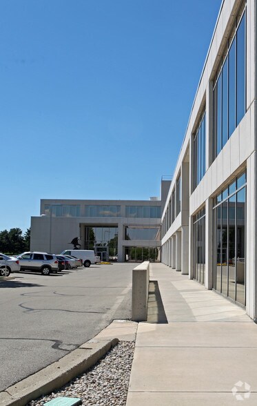 More Photos Of 9797 Springboro Pike, Dayton Office For Sale
