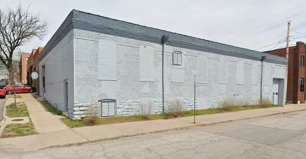 More Photos Of 1821 Central St, Kansas City Loft Creative Space For Sale