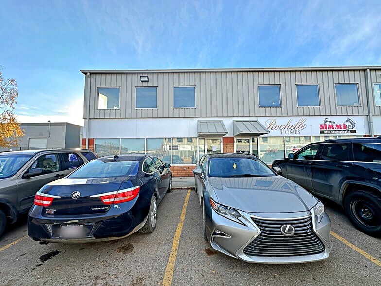 More Photos Of 380 Mackenzie Blvd, Fort McMurray Warehouse For Lease