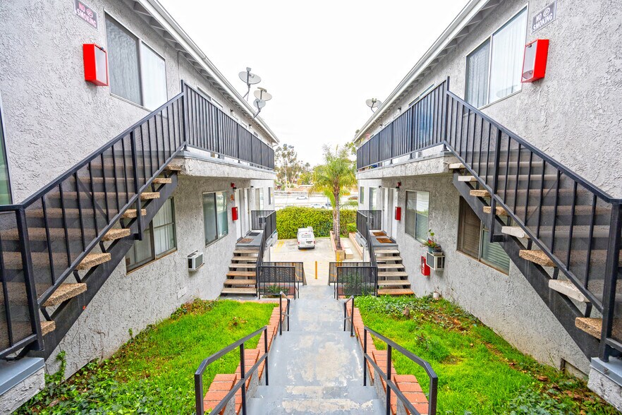 More Photos Of 2649 Marengo St, Los Angeles Apartments For Sale
