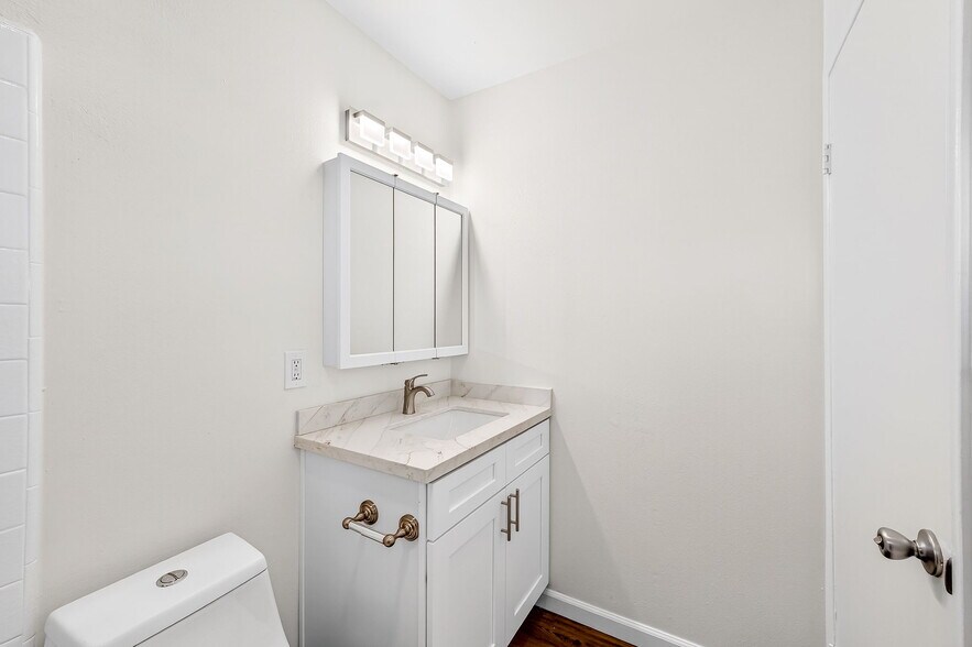 More Photos Of 4585 Felton St, San Diego Apartments For Sale