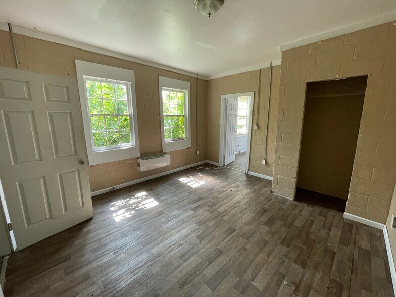 More Photos Of , Macon-Bibb Multifamily For Sale