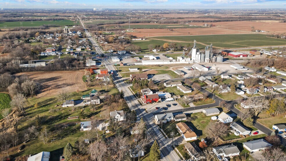 More Photos Of 1689 Day St, Greenleaf Restaurant For Sale