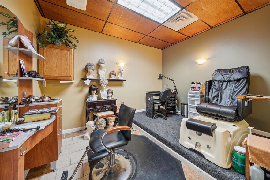 More Photos Of 3940 Pennsylvania 257, Seneca General Retail For Sale