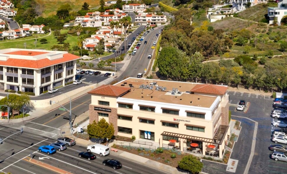 More Photos Of 635 Camino de los Mares, San Clemente Medical For Lease