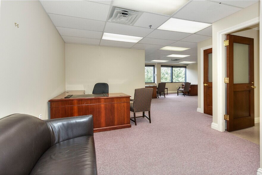 More Photos Of 75 Lane Rd, Fairfield Office For Lease