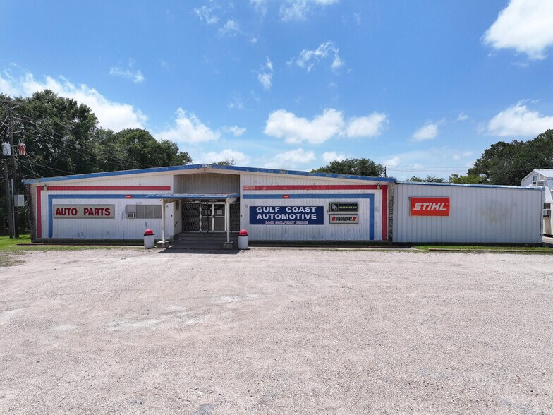Primary Photo Of 1440 Gulfway Dr, Winnie Showroom For Sale